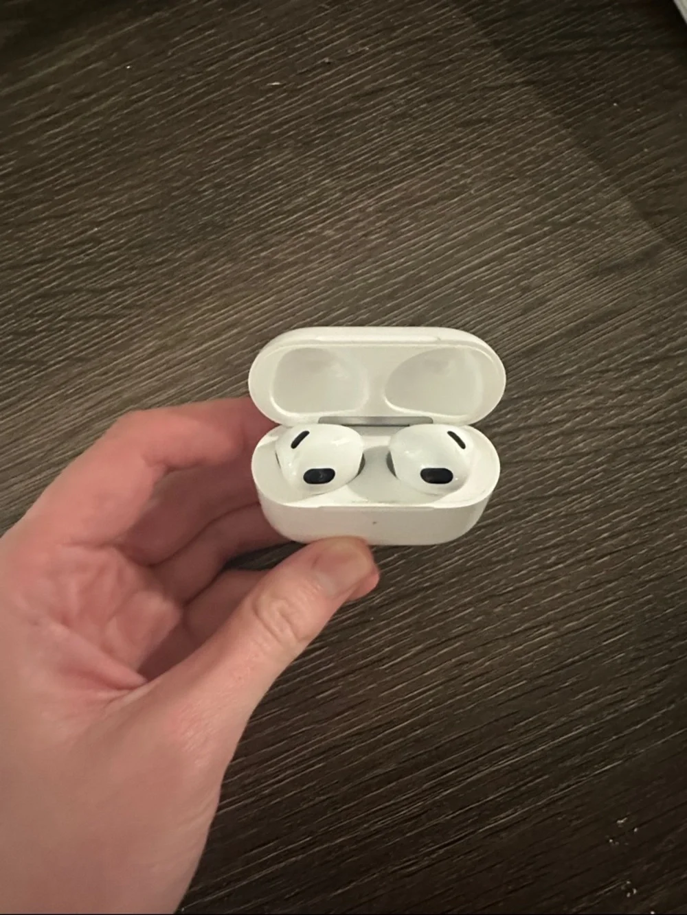 Apple AirPods 3rd Gen